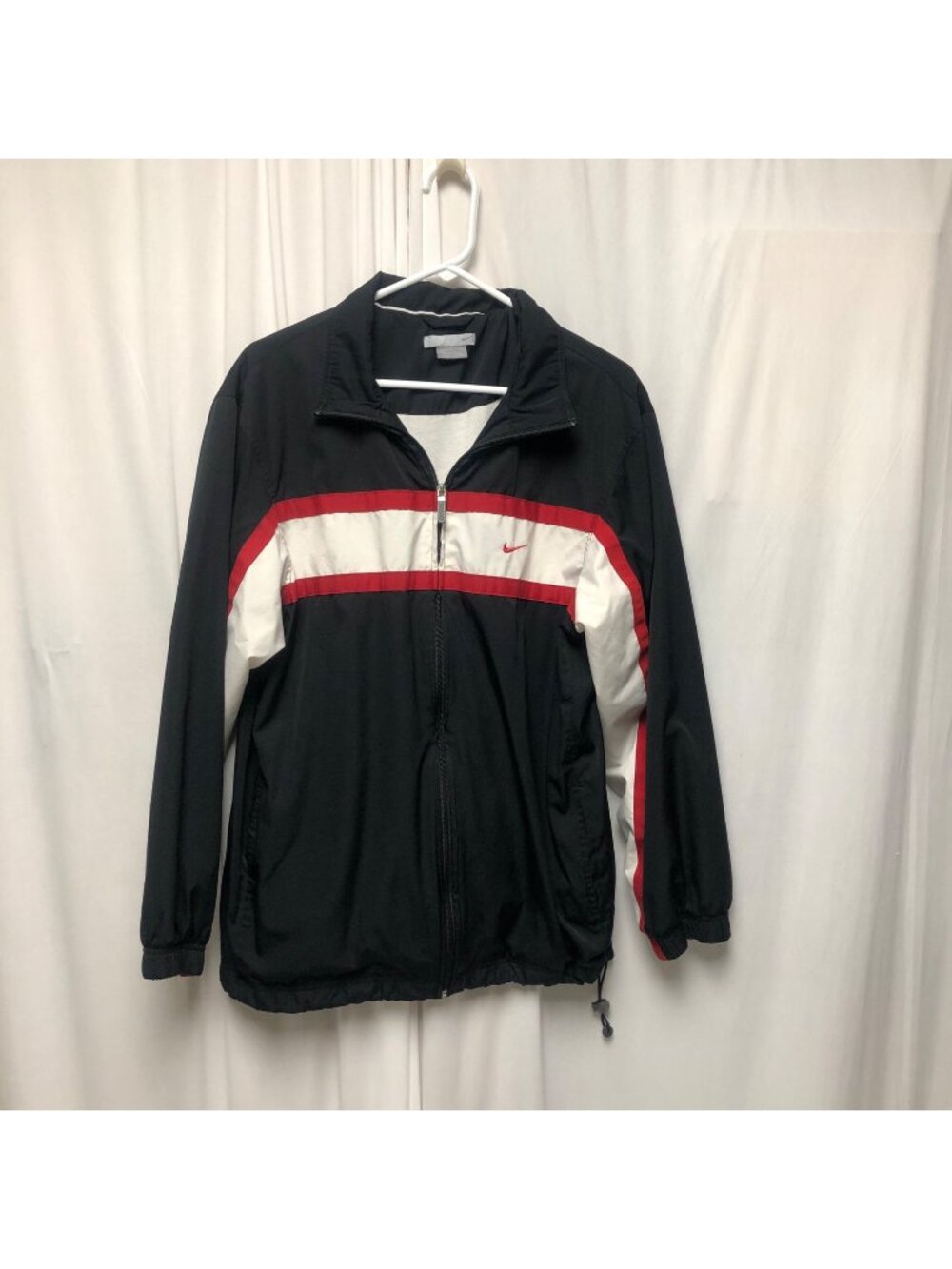 Nike Athletics Windbreaker Mens Size Medium Black Red Zipper Front Lined Jacket